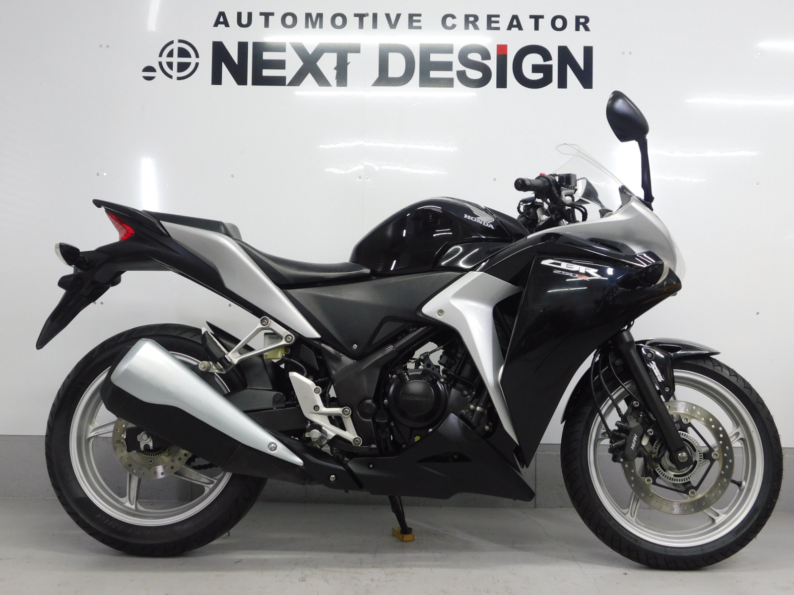 HONDA CBR250R